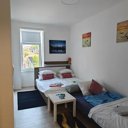 Apartment V & B By The Sea *