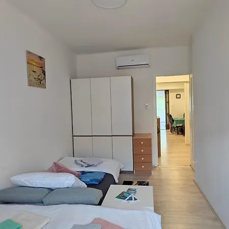 Apartment V & B By The Sea Crikvenica