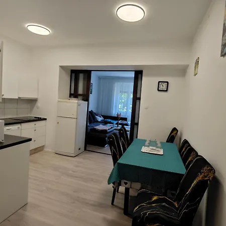 Apartment V & B By The Sea Crikvenica
